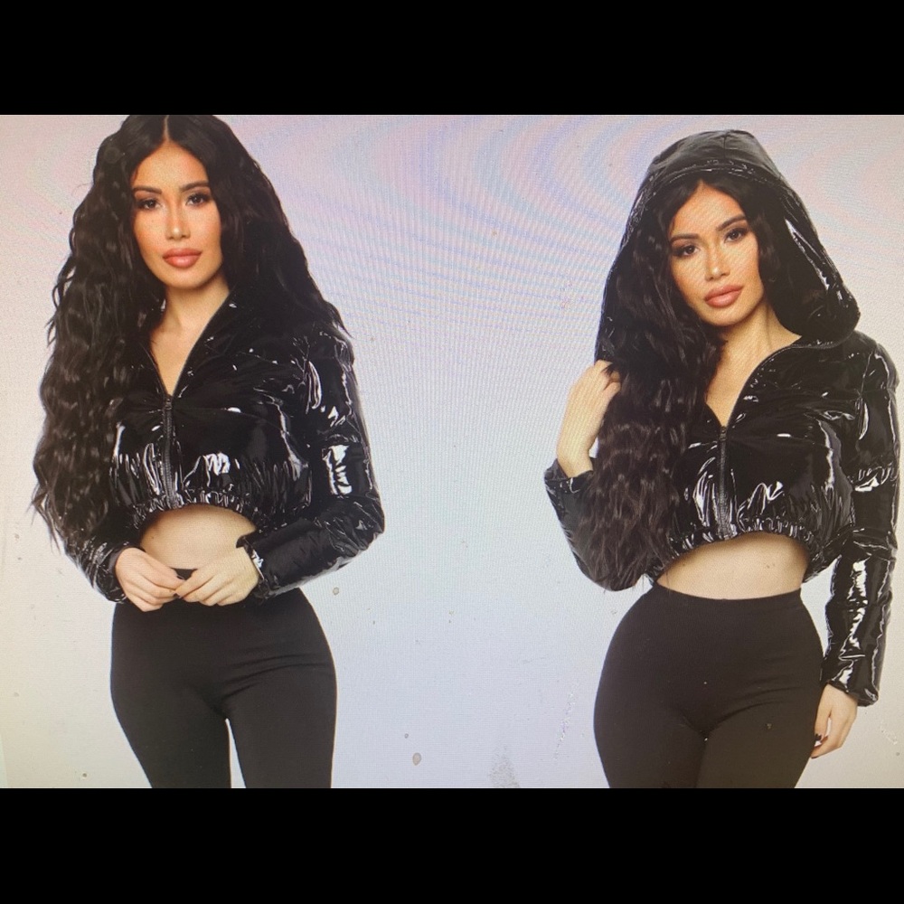Black Latex cropped puffer